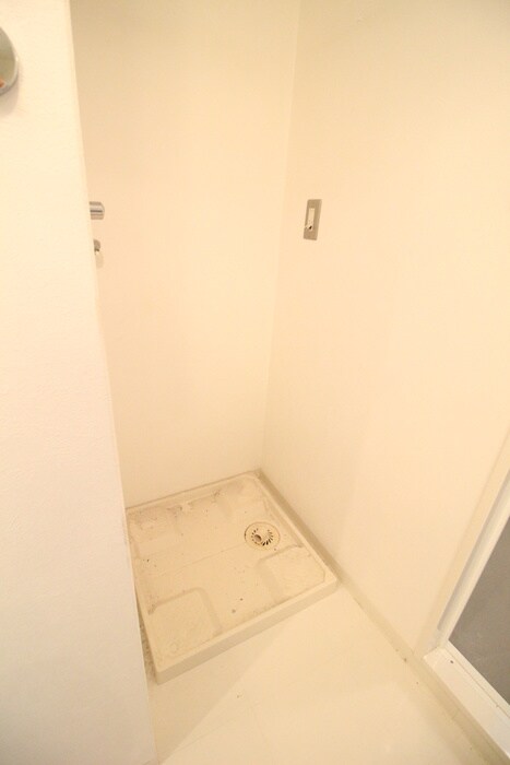 物件内観写真19　(洗濯機置場)