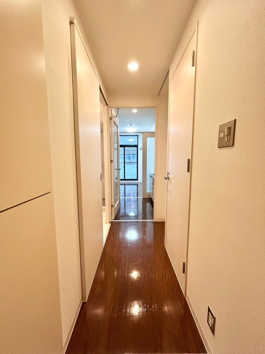 物件内観写真19　(廊下)