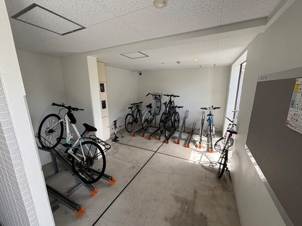 駐輪場
