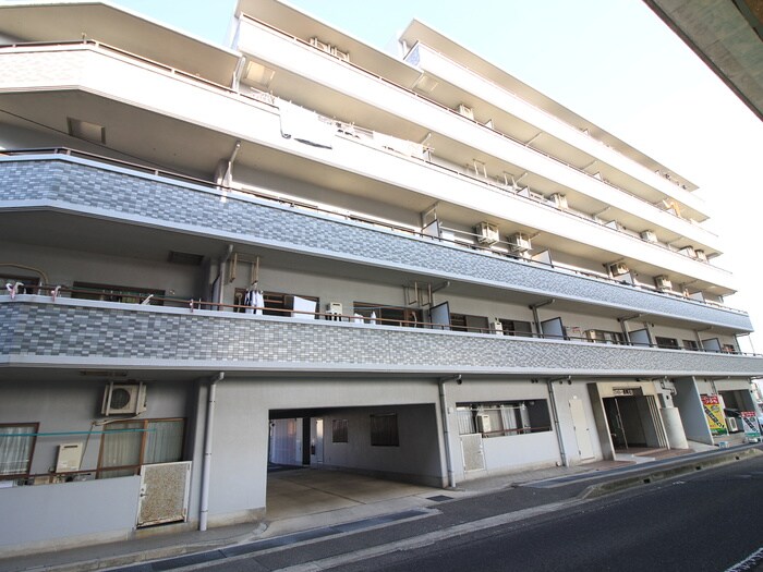 物件外観写真5　(外観写真)