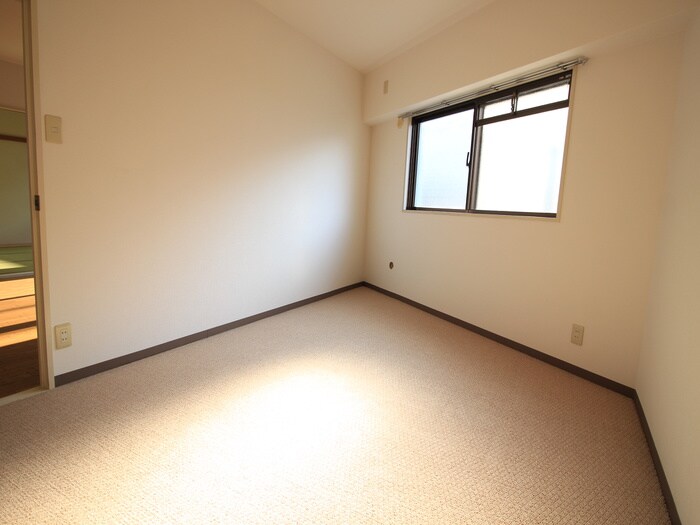 物件内観写真17　(居室)