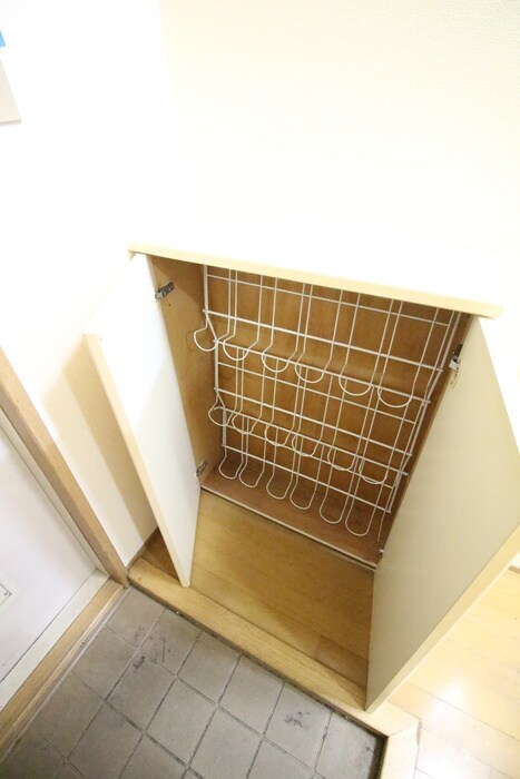 物件内観写真14　(靴箱)