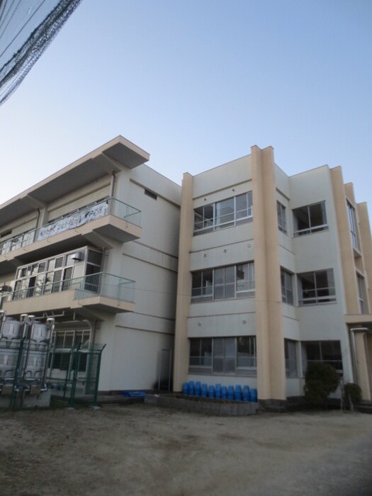 物件外観写真6　(周辺環境)