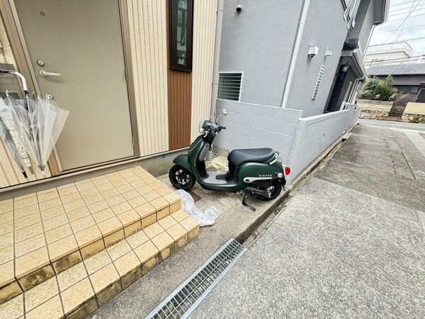 バイク置き場