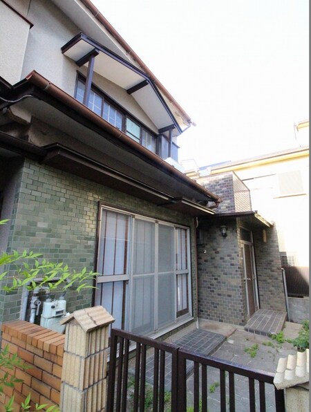 太秦一ノ井町33-17貸家外観写真