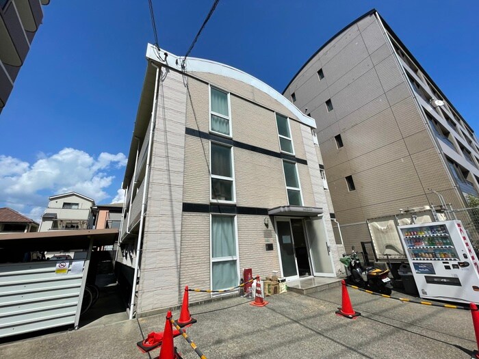 物件外観写真1　(外観写真)