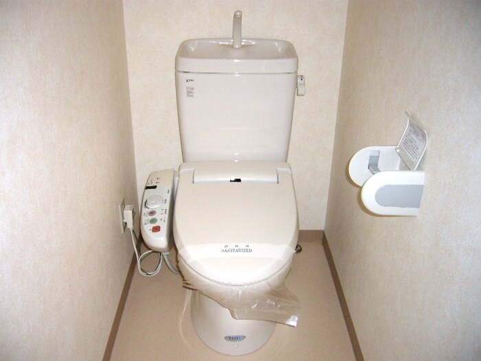 物件内観写真9　(トイレ)