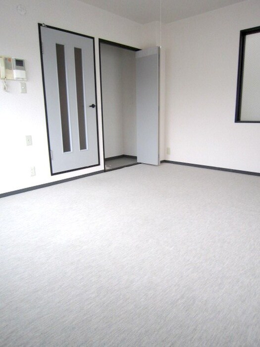 物件内観写真5　(居室)