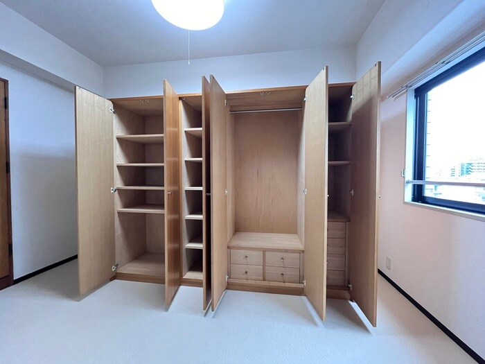 物件内観写真10　(収納)