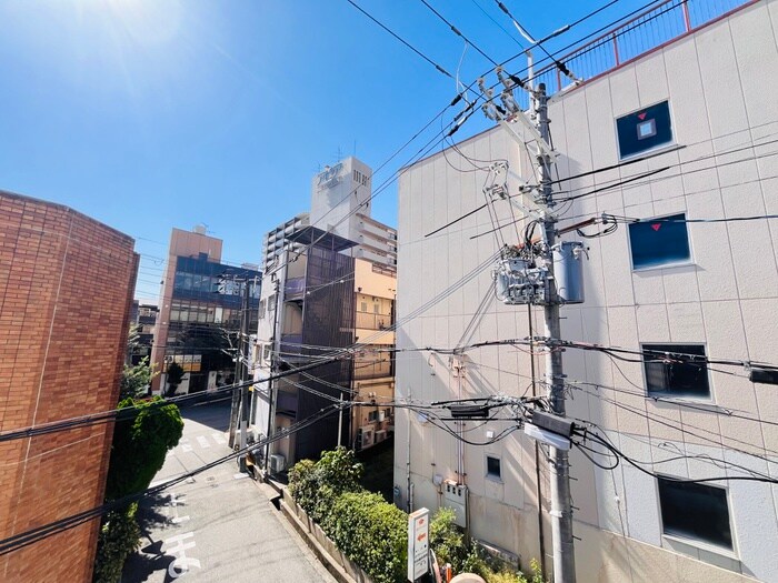 物件内観写真17　(室内からの展望)