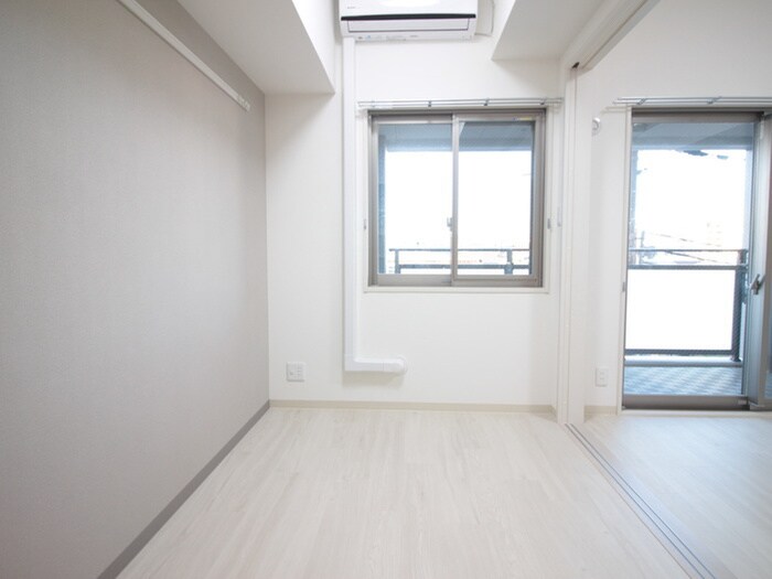 物件内観写真13　(居室)