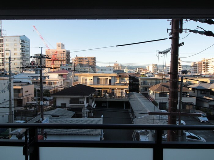 物件内観写真21　(室内からの展望)