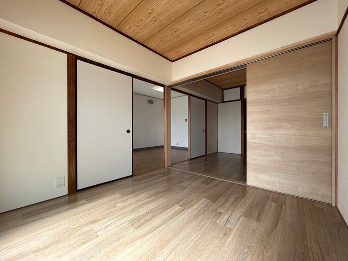 物件内観写真10　(居室)