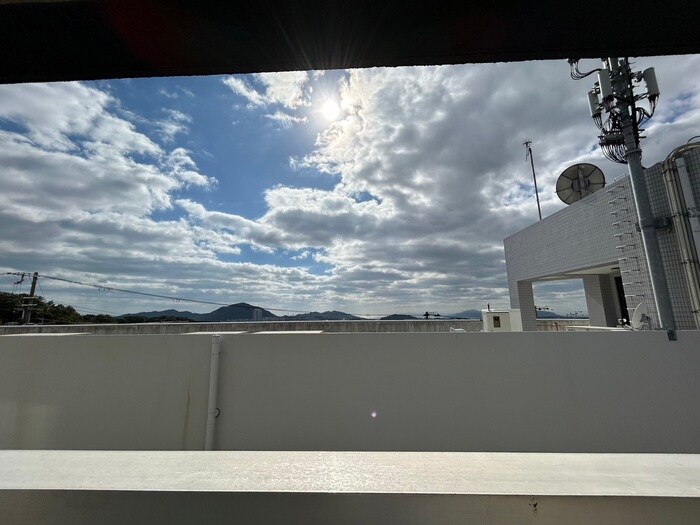 物件内観写真18　(室内からの展望)