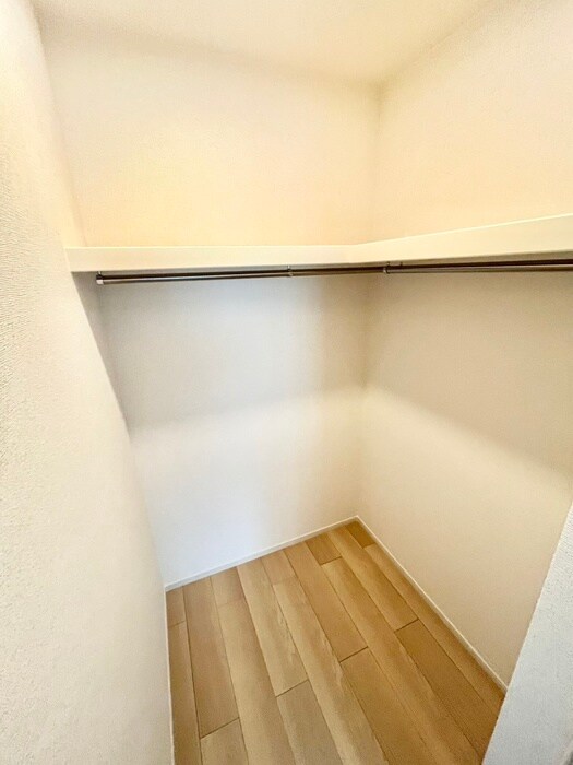 物件内観写真15　(収納)