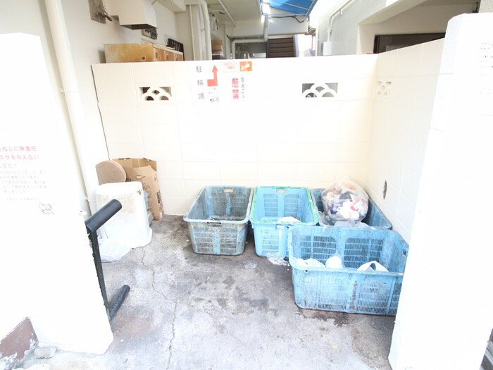 物件外観写真4　(建物設備)