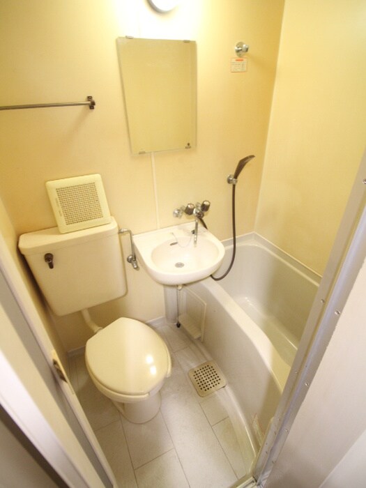 物件内観写真8　(バス／シャワールーム等)