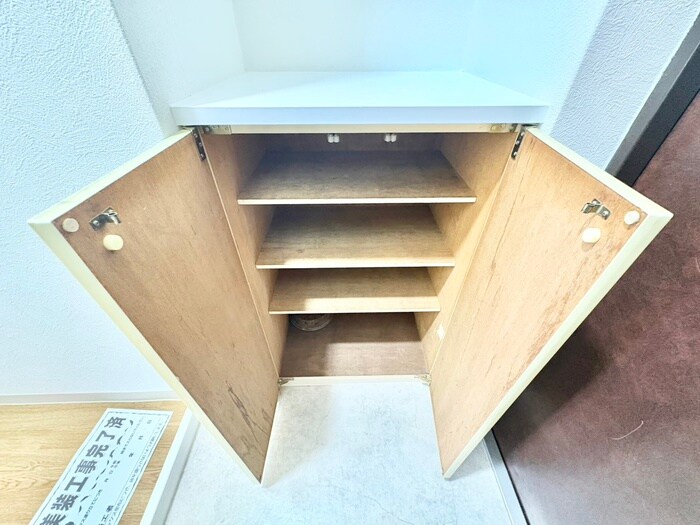 物件内観写真14　(靴箱)