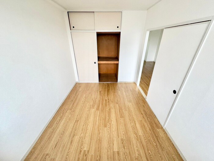 物件内観写真18　(居室)