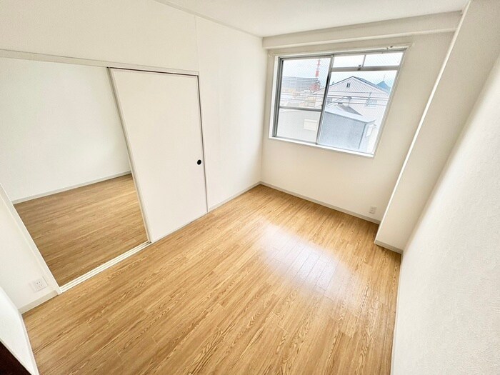 物件内観写真21　(居室)