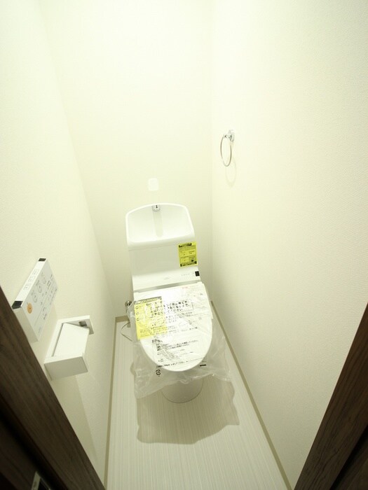 物件内観写真14　(トイレ)