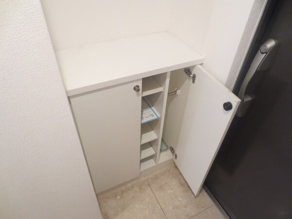 靴箱