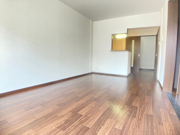 物件内観写真13　(居室)