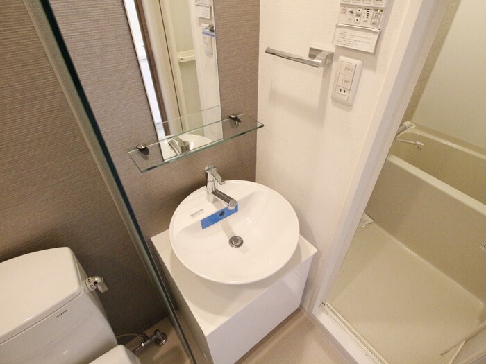 物件内観写真11　(洗面)