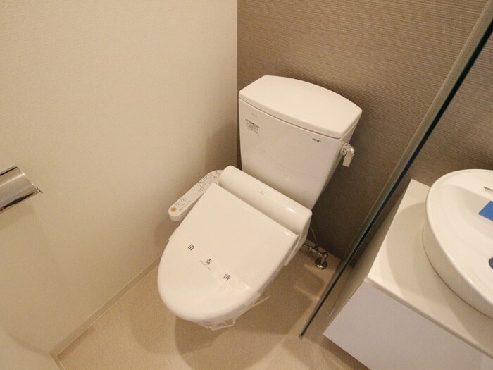 物件内観写真12　(トイレ)