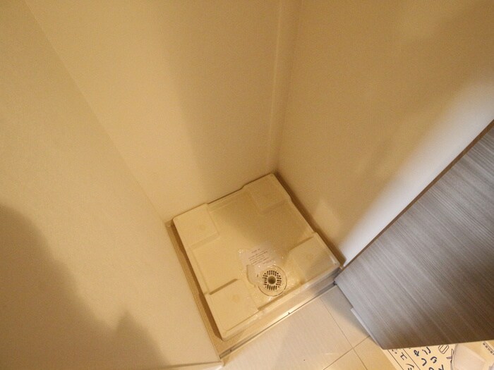 物件内観写真14　(洗濯機置場)