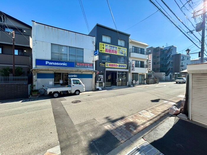 物件内観写真16　(室内からの展望)