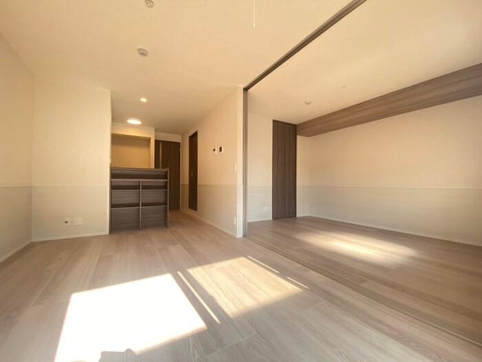 物件内観写真8　(居室)