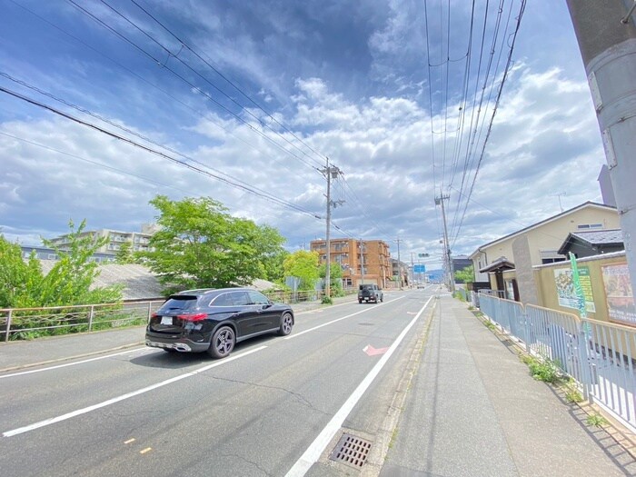 物件外観写真6　(周辺環境)