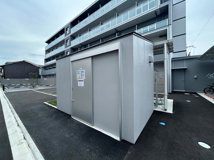 物件外観写真4　(建物設備)