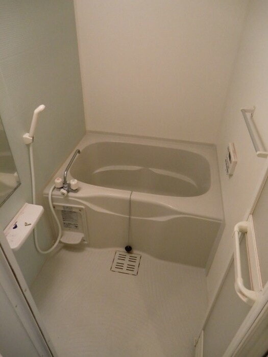 物件内観写真10　(バス／シャワールーム等)
