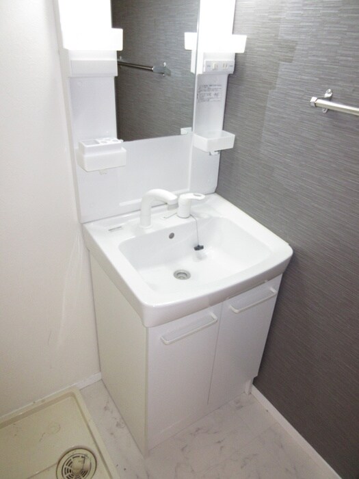 物件内観写真10　(洗面)