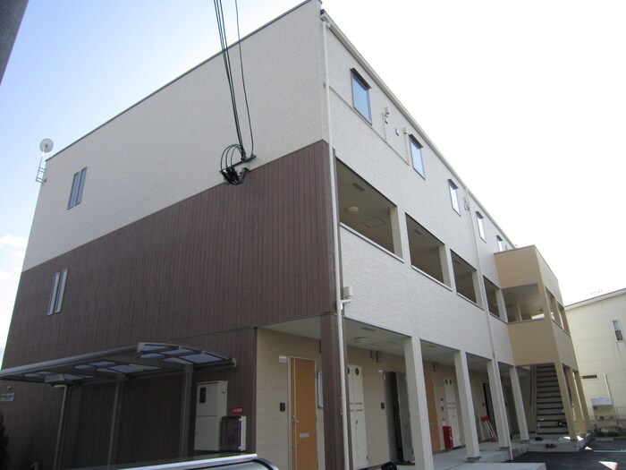 物件外観写真2　(外観写真)