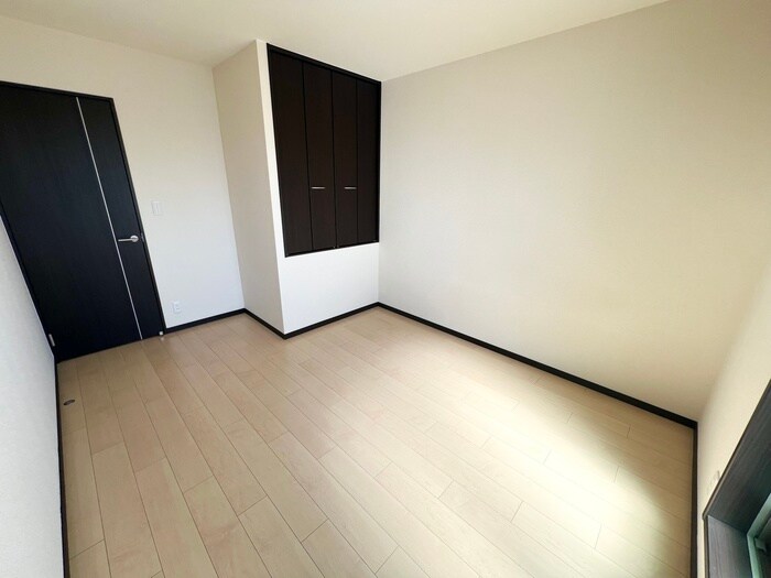 物件内観写真5　(居室)