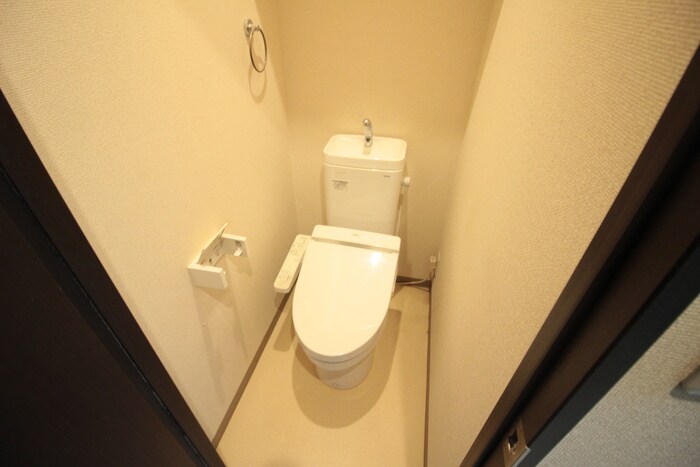 物件内観写真8　(トイレ)