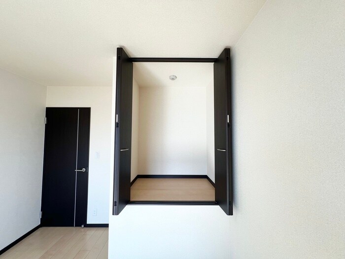 物件内観写真9　(収納)