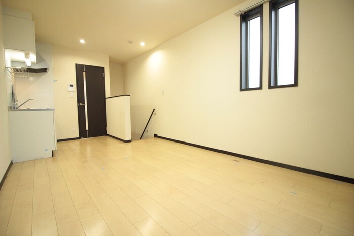 物件内観写真11　(居室)