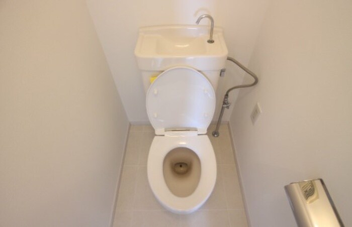 物件内観写真11　(トイレ)