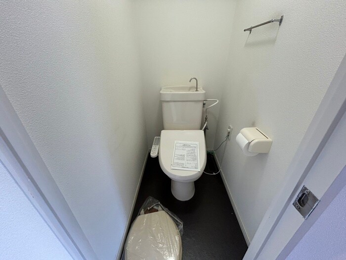 物件内観写真13　(トイレ)