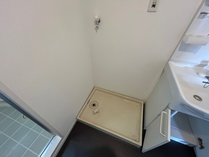 物件内観写真20　(洗濯機置場)