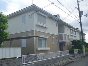 ファミール松が丘D棟外観写真