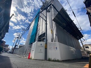 ゼスト岸和田外観写真