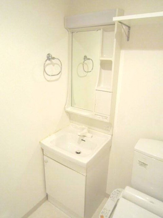 物件内観写真9　(洗面)