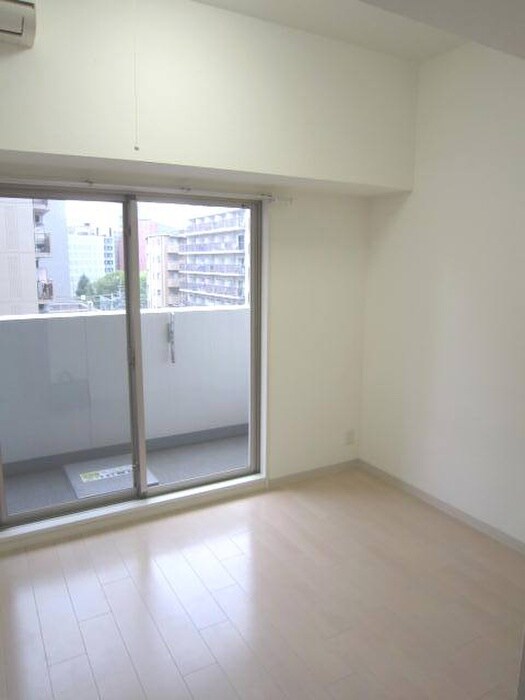 物件内観写真16　(居室)