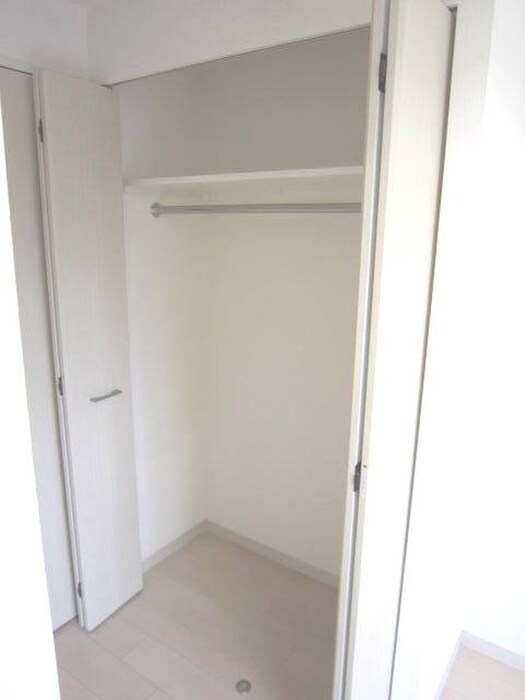 物件内観写真17　(収納)