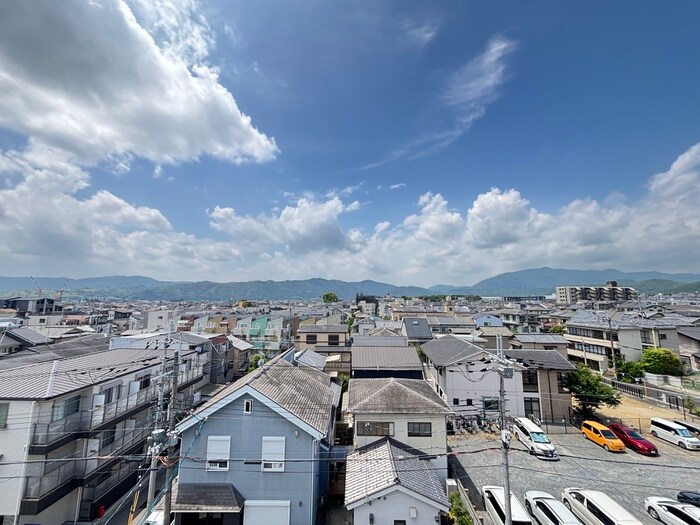 物件内観写真15　(室内からの展望)